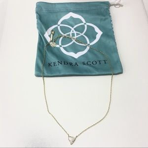 Kendra Scott Perry Pendant Necklace Kendra Scott Perry Pendant Necklace