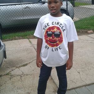 Meet your Posher, Felicia