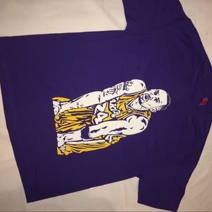Kobe Bryant size xl Los Angeles lakers focused