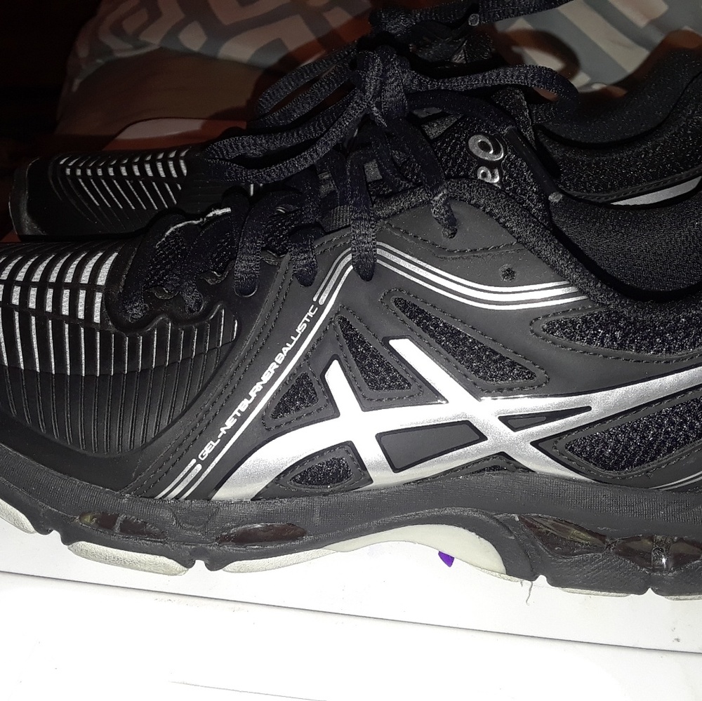 Asics black ladies sneakers