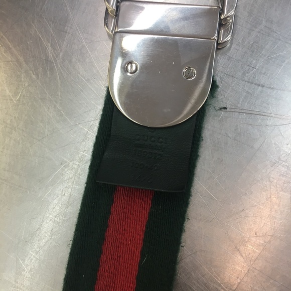 Green and Red Webbed Gucci Belt - Picture 3 of 3