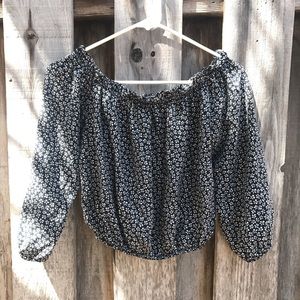 Brandy Melville off the shoulder top