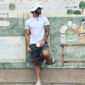 Meet your Posher, Chris