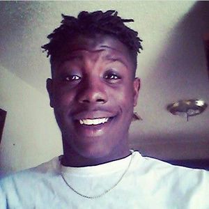 Meet your Posher, Lawrence