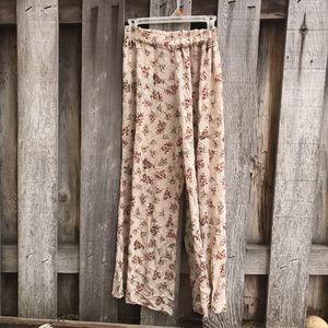 Brandy Melville floral pants