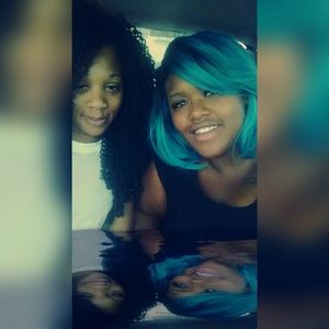 Meet your Posher, Lakeira