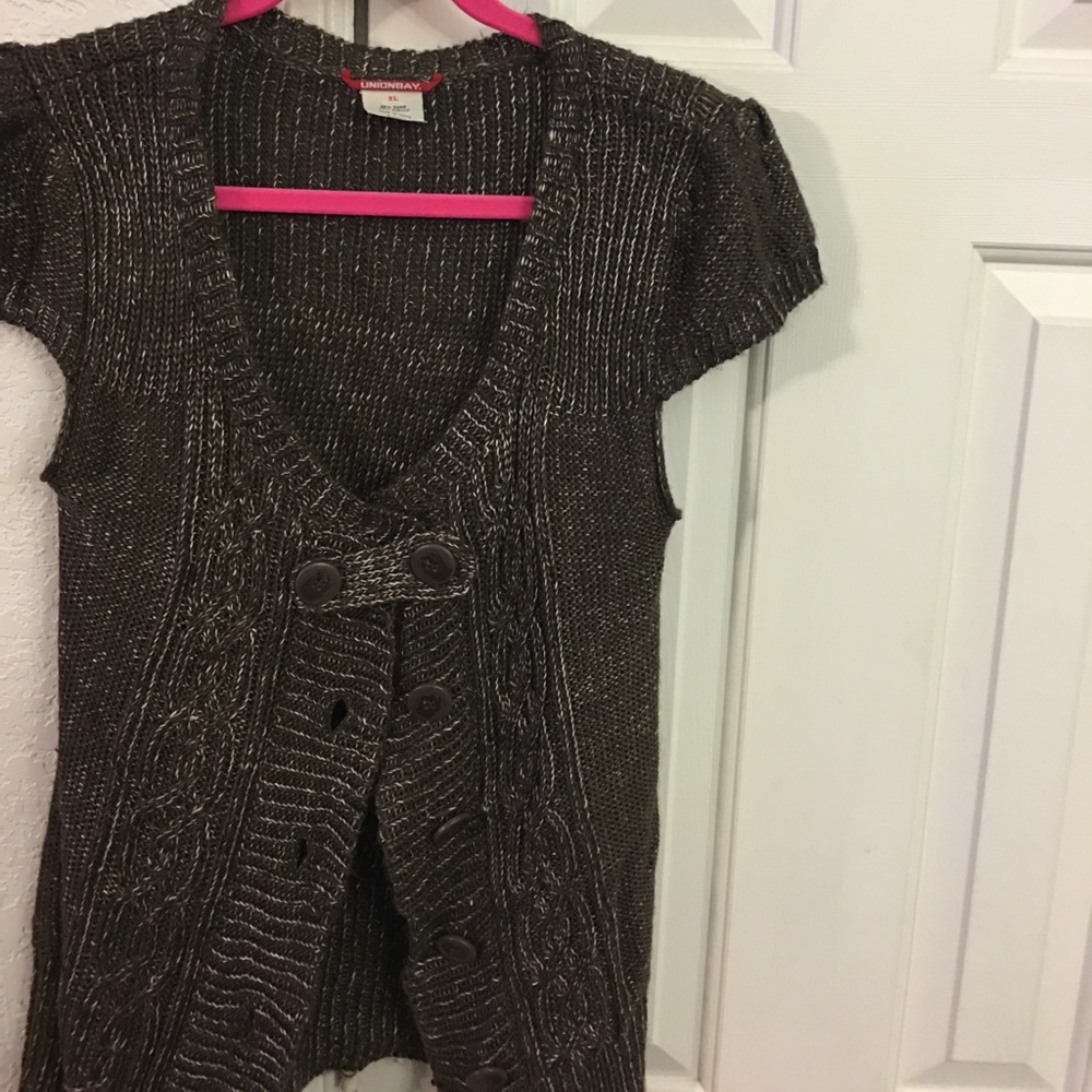 4/$50 union bay XL Sweater