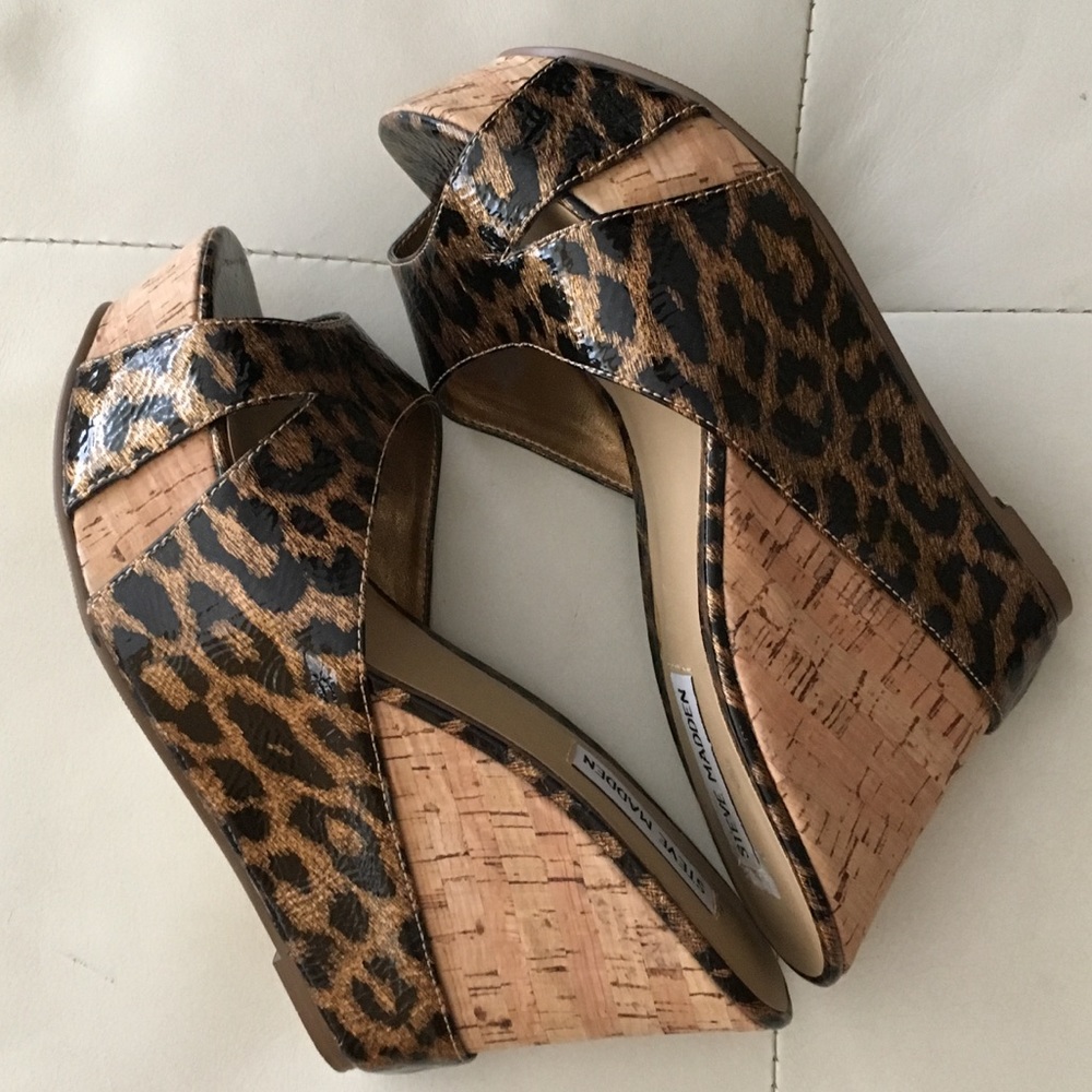 Steve Madden Animal Print Open Toe Platform Wedges - Picture 2 of 4