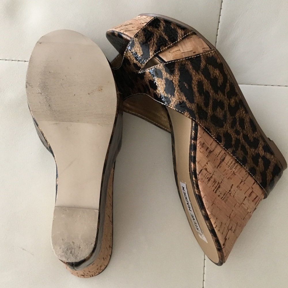 Steve Madden Animal Print Open Toe Platform Wedges - Picture 3 of 4