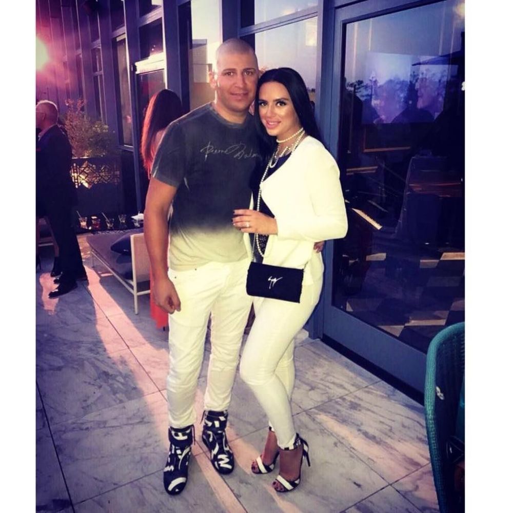 Meet your Posher, Coty