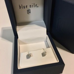 BLUE NILE SOLITAIRE DESIGN EARRINGS BLUE NILE SOLITAIRE DESIGN EARRINGS