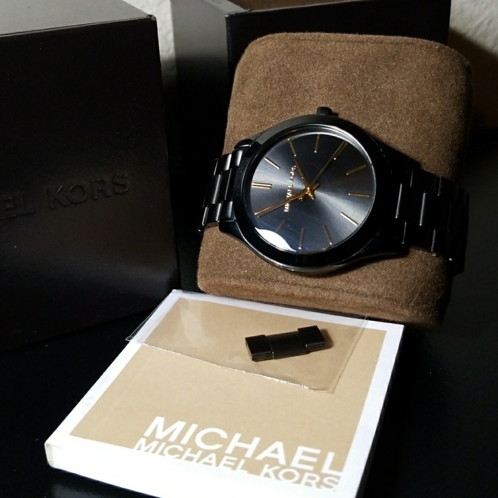 Mk black & gold unisex