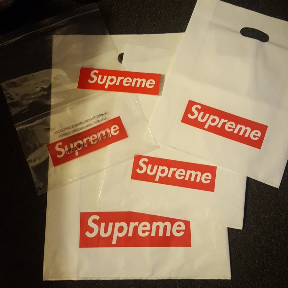 Supreme bags