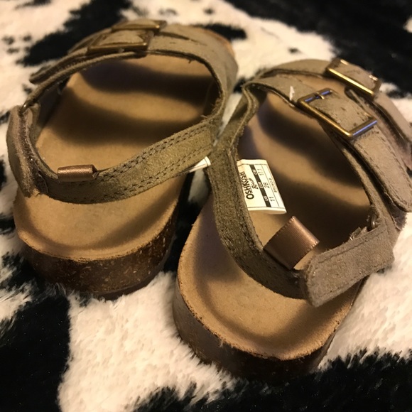 ‼️SOLD‼️Sandals - Picture 2 of 5