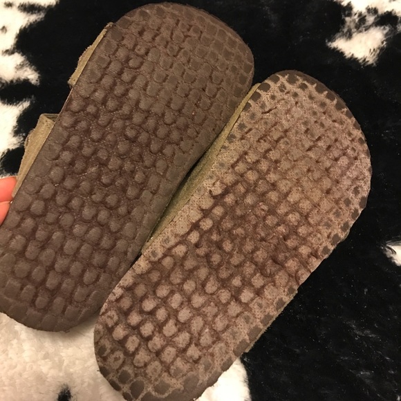 ‼️SOLD‼️Sandals - Picture 4 of 5