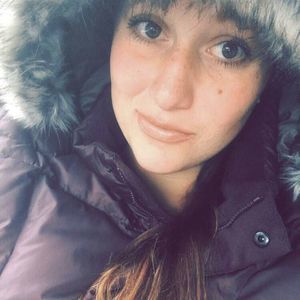 Meet your Posher, Hilaree