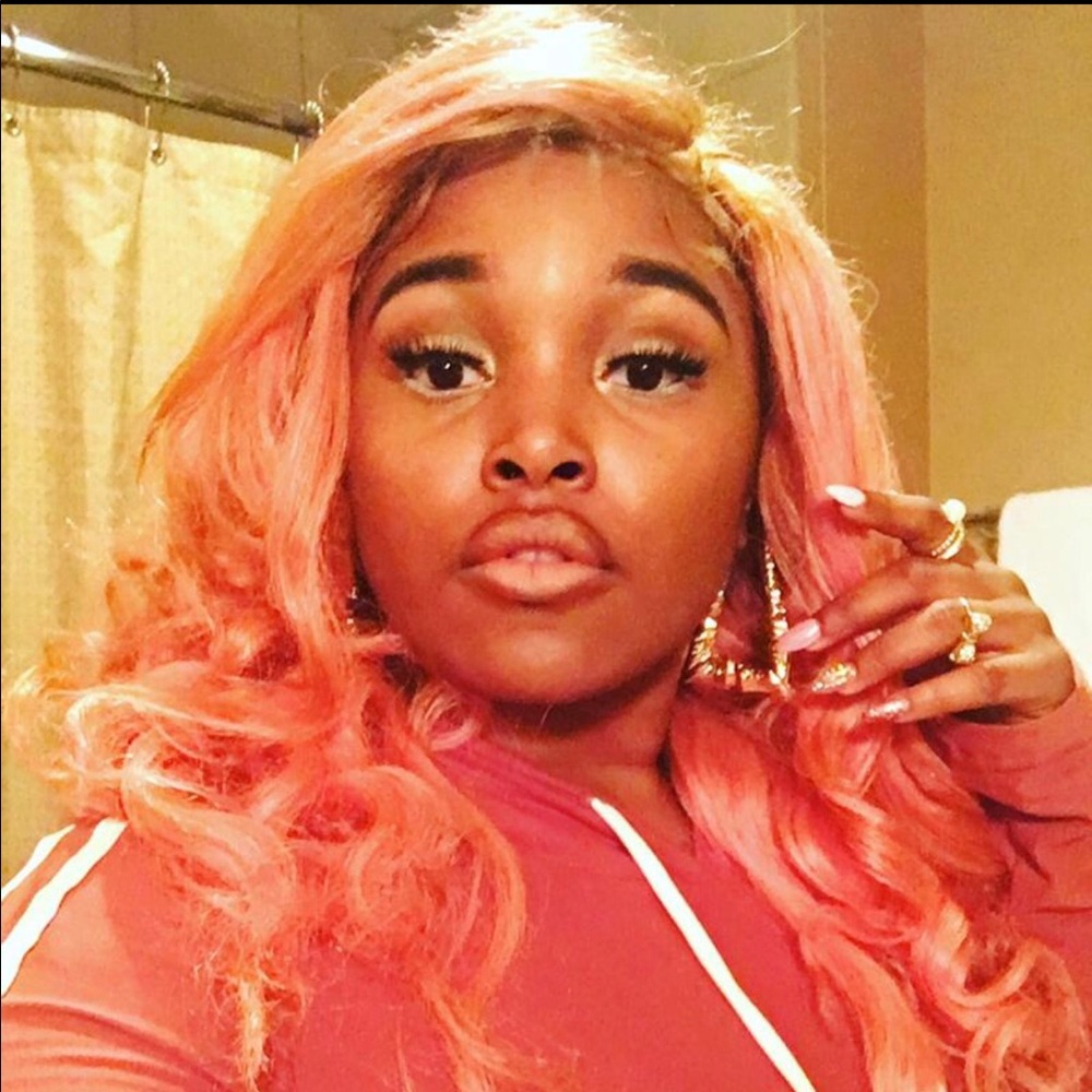 Meet your Posher, Alexus