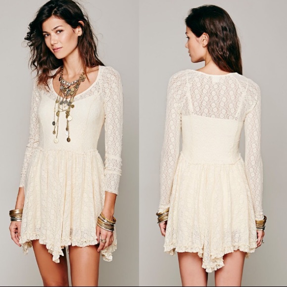 Long sleeve Lace Ruffled DRESS Look Both Ways - Picture 2 of 5