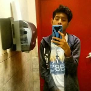 Meet your Posher, Omar