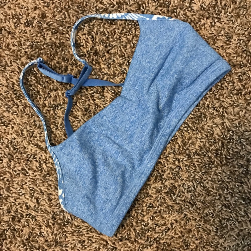 lululemon sports bra