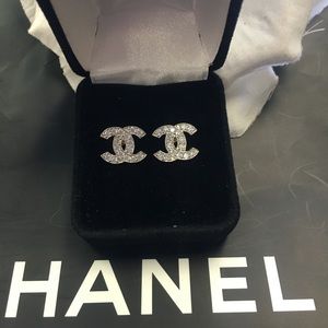 New 10k gold real gold Chanel earrings New 10k gold real gold Chanel earrings