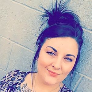 Meet your Posher, Joesi