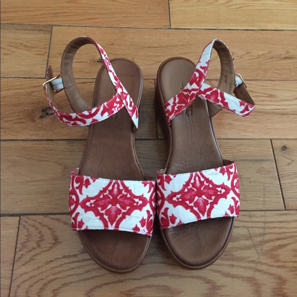 Genuine leather, vintage style wedges. Never worn