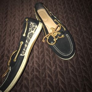 Sperry black gold and leopard boat shoes 8.5 Sperry black gold and leopard boat shoes 8.5