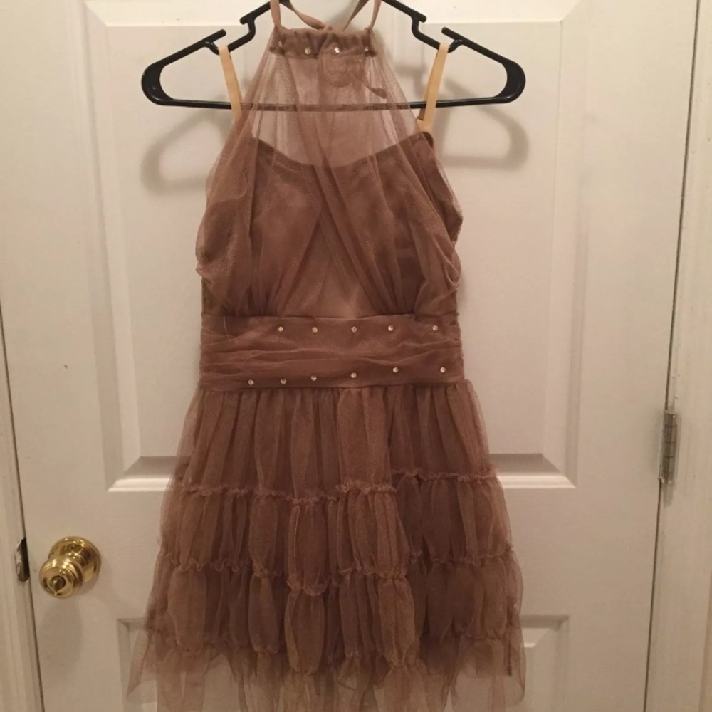 Light brown costume MA