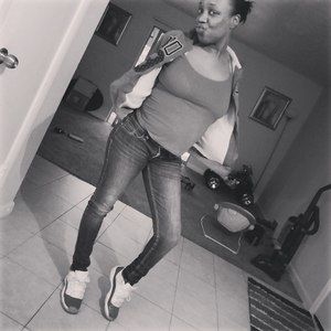 Meet your Posher, Lonie