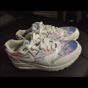 Cherry blossom air max size 7