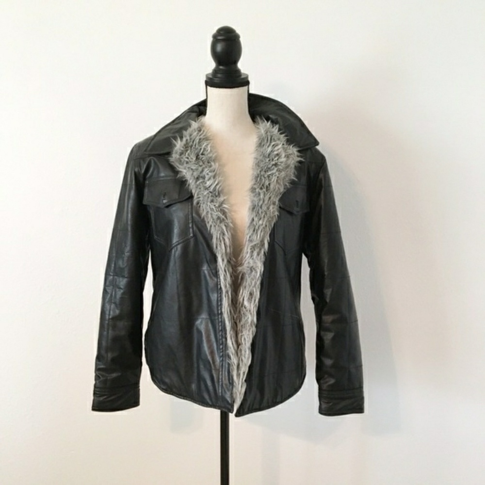 Not selling, LOOKING for this coat!! Coolwear