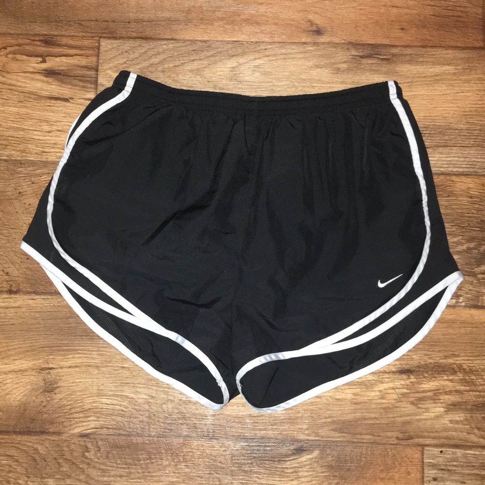 Nike Dri-Fit Athletic Shorts. Black. Size Large