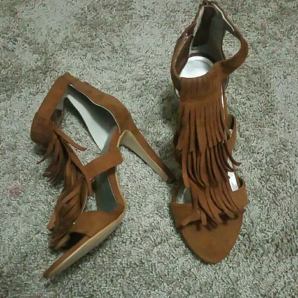 a.n.a Dark taupe fringe heels