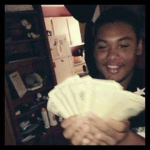 Meet your Posher, Derrick