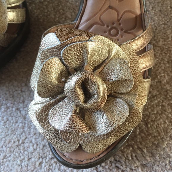 Born Hand Crafted Footwear- like new - Picture 2 of 8