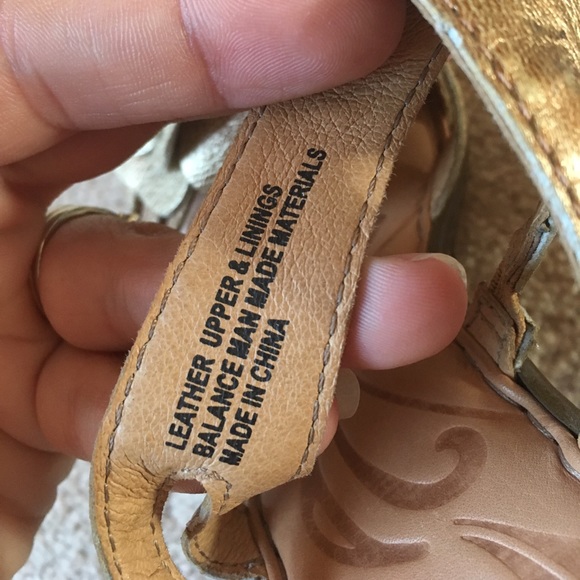 Born Hand Crafted Footwear- like new - Picture 6 of 8