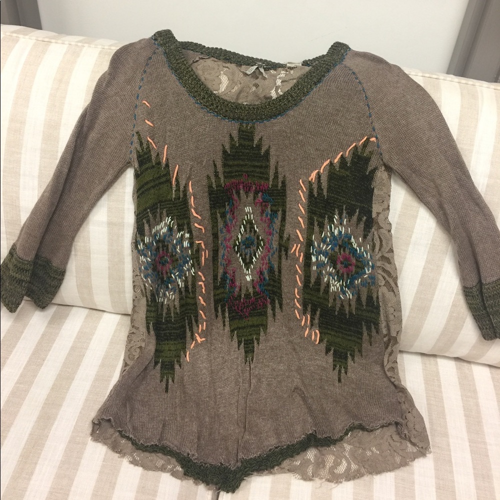 Sweater with lace back