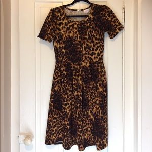 🦄 EUC Lularoe Amelia Leopard Cheetah Print Small