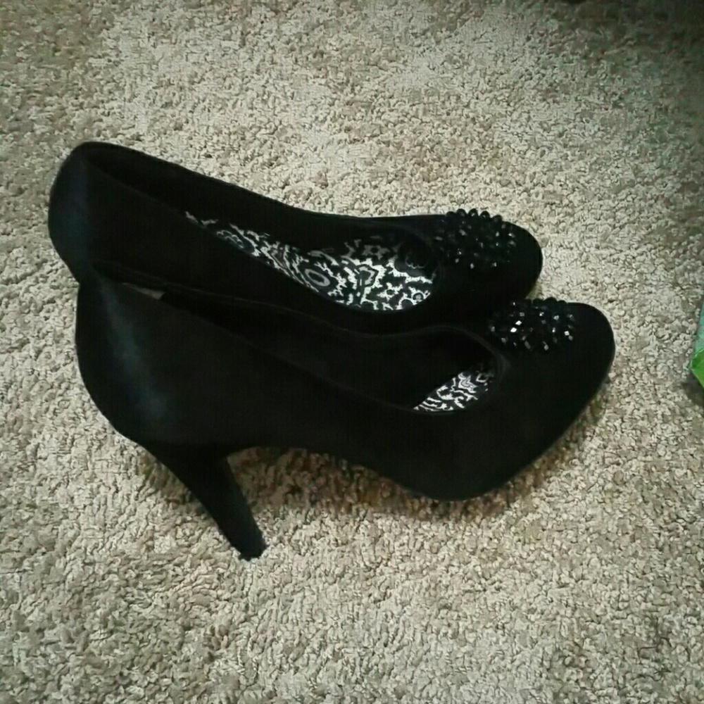 Rocketdog black pumps
