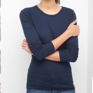 ❗️GAP Essential Navy Tee ❗️GAP Essential Navy Tee