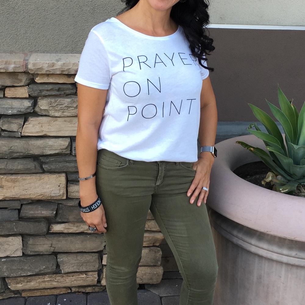 Prayer on Point Tee - Picture 4 of 6