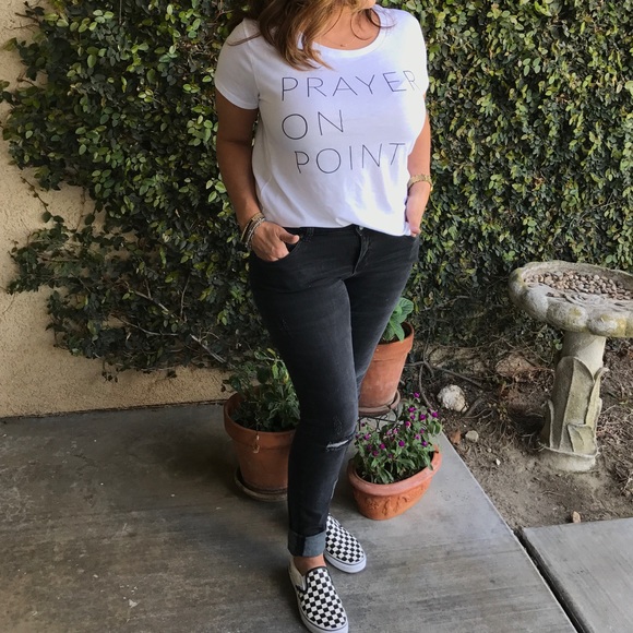 Prayer on Point Tee - Picture 2 of 6