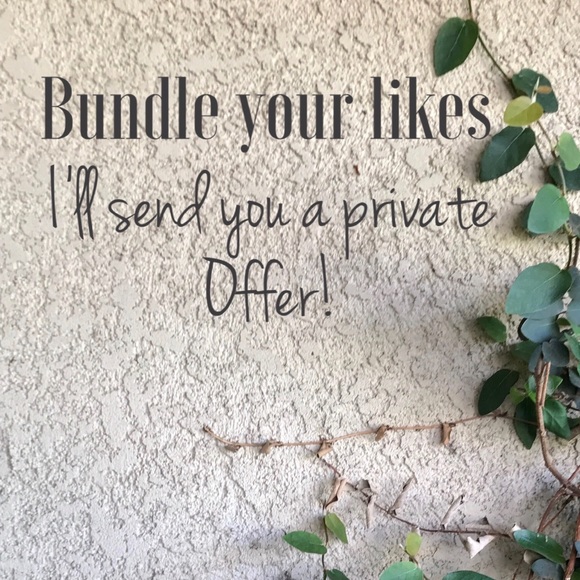 Prayer on Point Tee - Picture 6 of 6