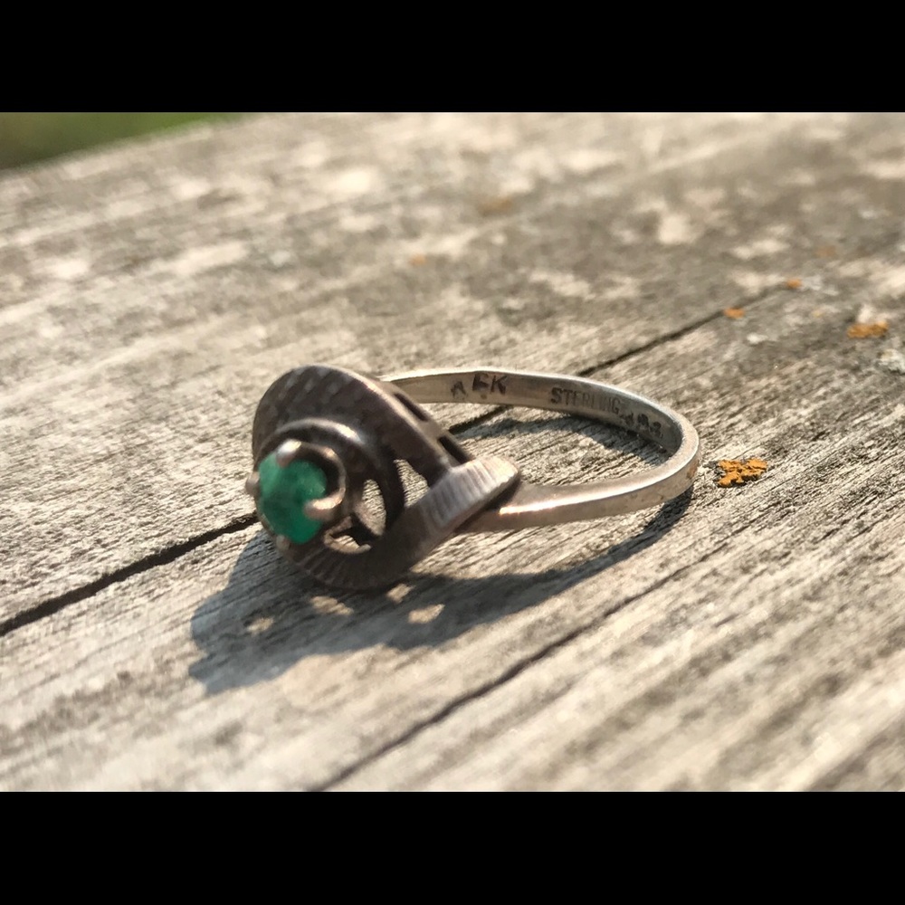 Silver Emerald Ring - image 2