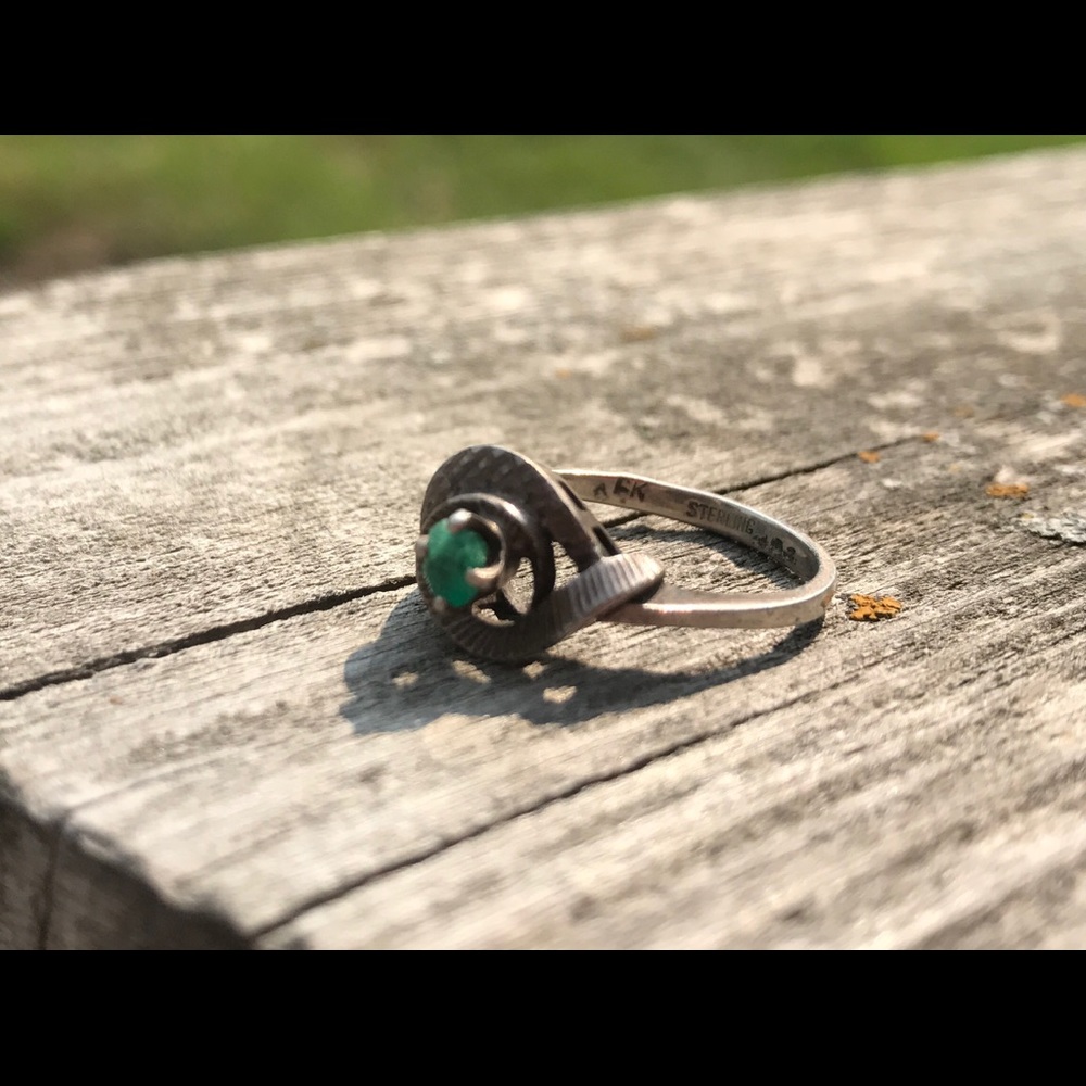Silver Emerald Ring - image 3