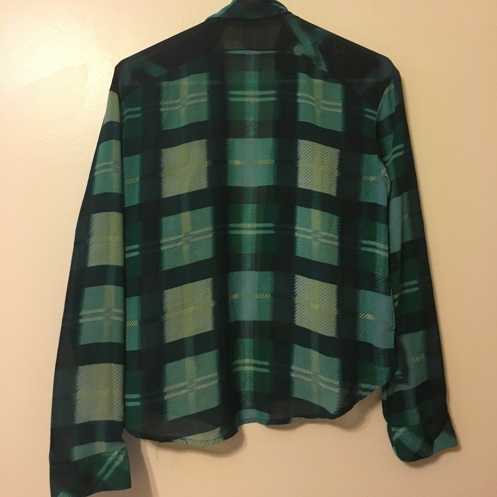 Button up blouse - Picture 2 of 3