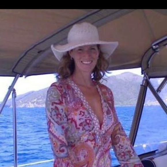 Meet your Posher, Kim - Picture 1 of 1