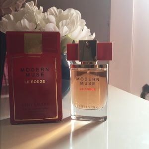 BNWT Estée Lauder Le Rouge Eau De Parfum Spray