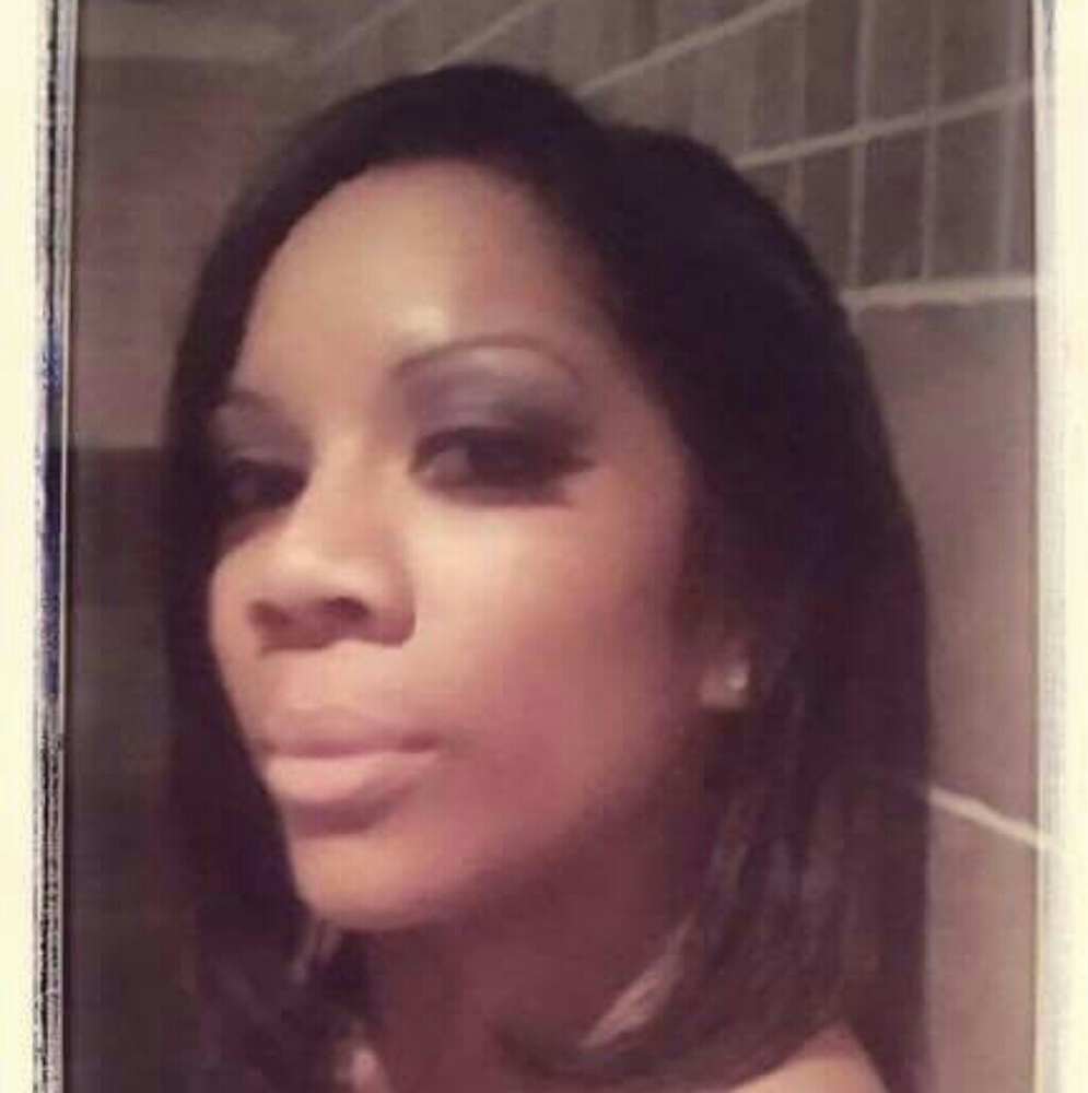 I'm selling womens clothing and accessories